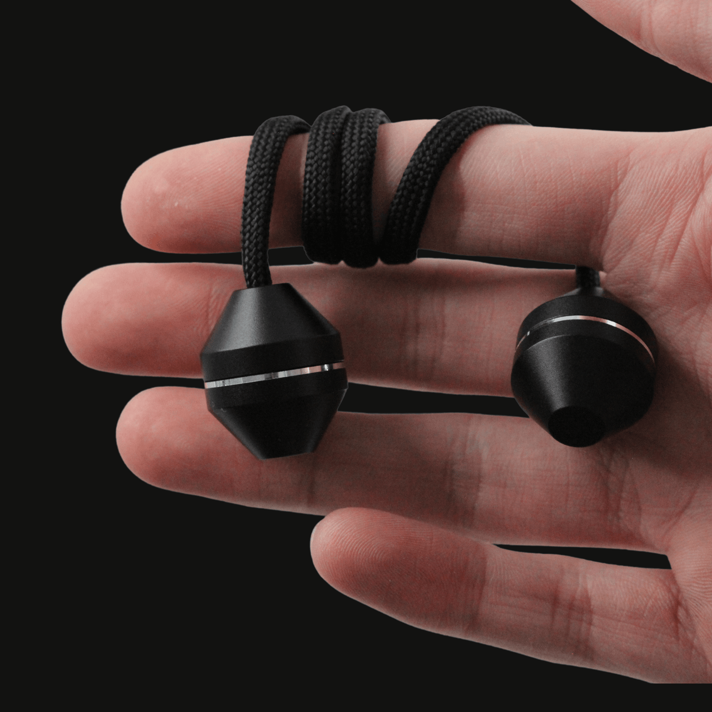 Begleri Fidget Beads - Diamond Black - Spinning Begleri